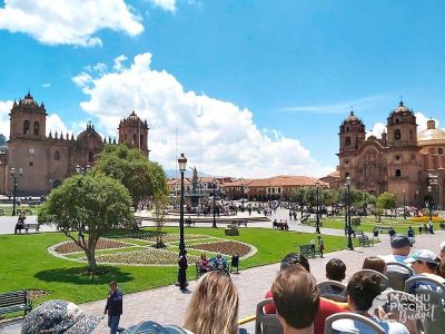 walking cusco